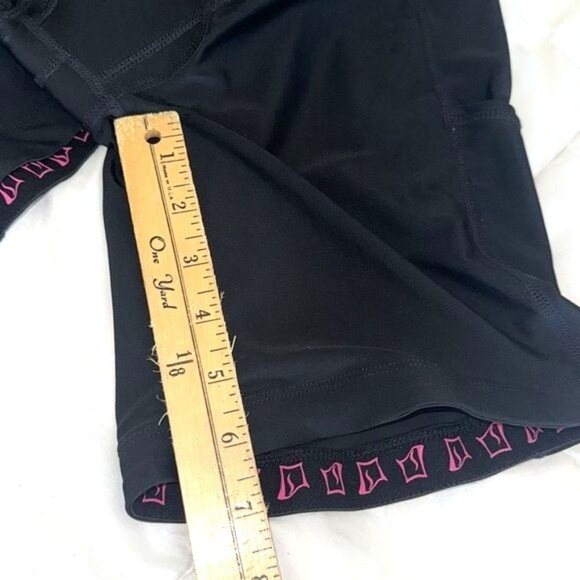 Skirt Sports Womens Padded Cycling Shorts Black Pink Sz L - Picture 9 of 9